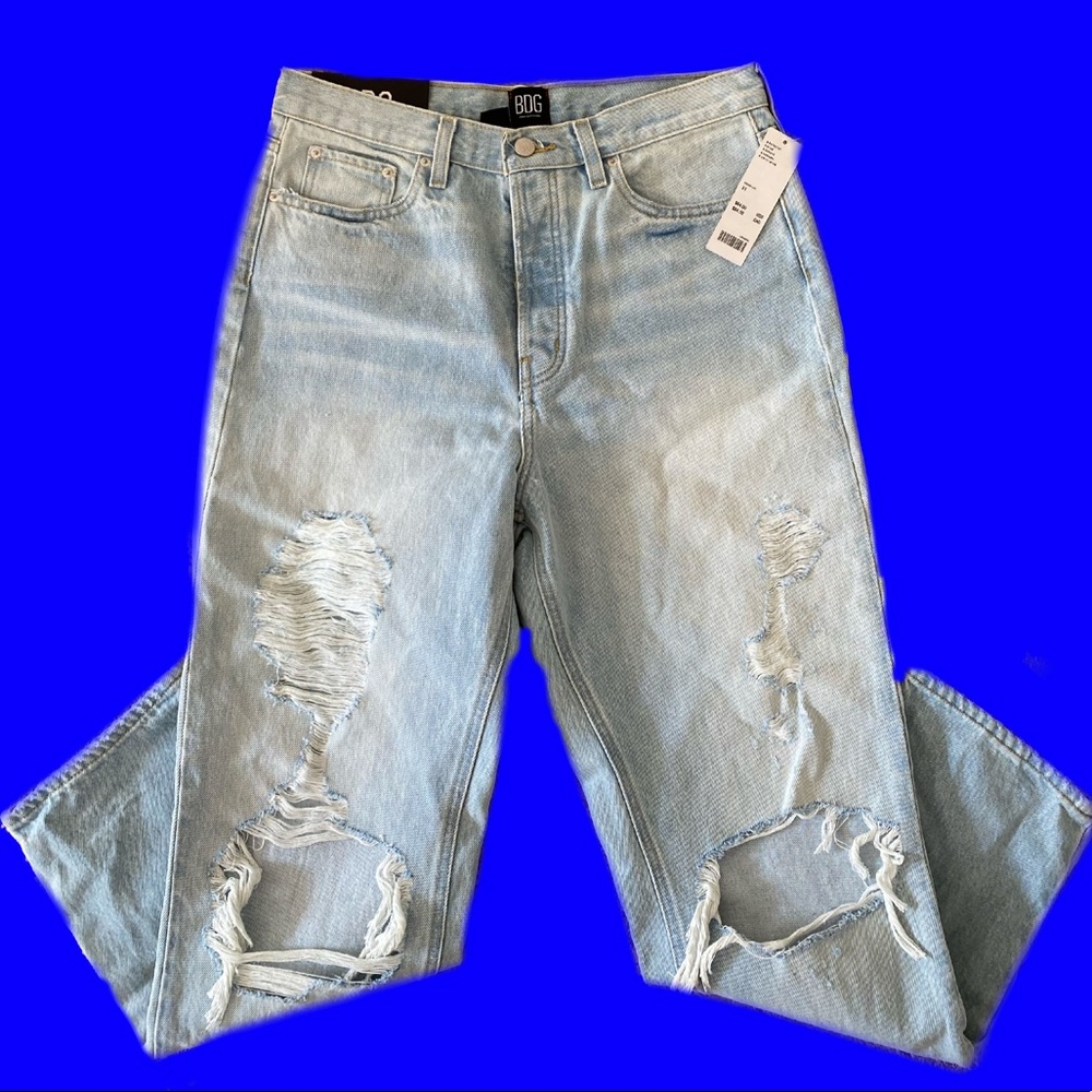 BNWT BDG STRAIGHT LEG JEANS SIZE 31